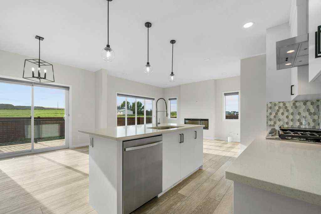 MLS® A2254756 - 1206 Chinook Winds Circle SW in Chinook Gate Airdrie, Residential