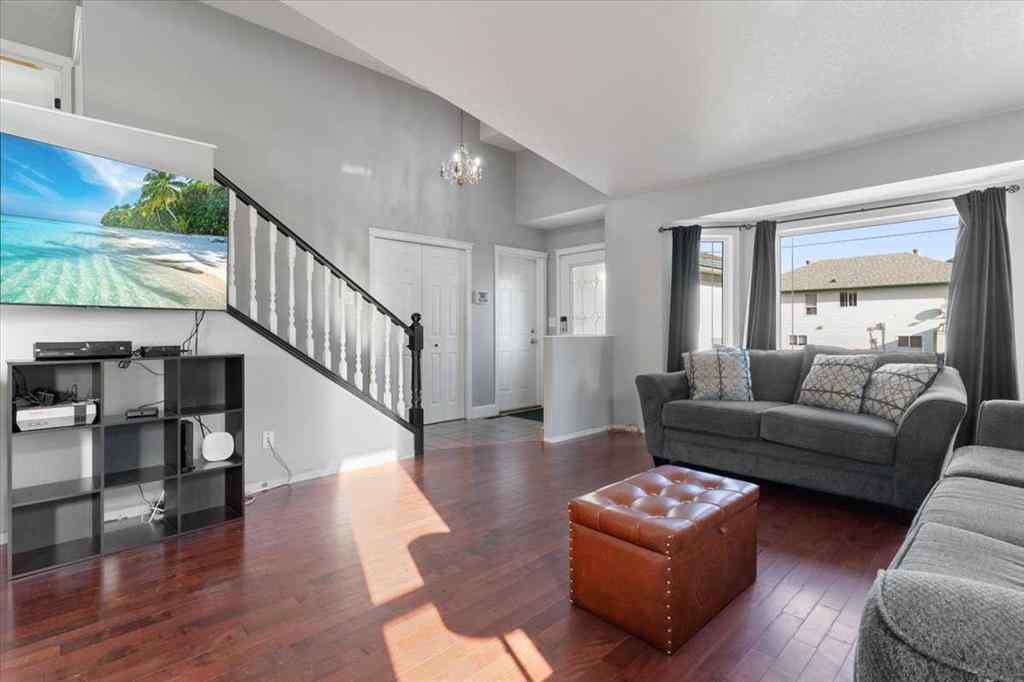 MLS® A2254767 - 10313 74 Avenue  in Mission Heights Grande Prairie, Residential
