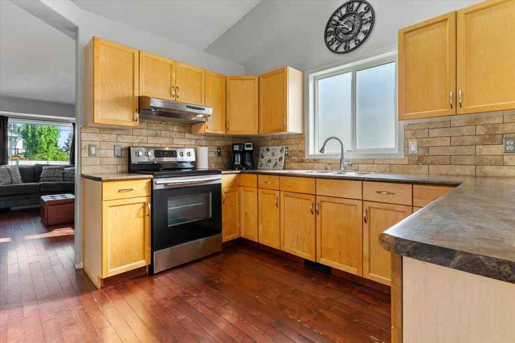 MLS® A2254767 - 10313 74 Avenue  in Mission Heights Grande Prairie, Residential