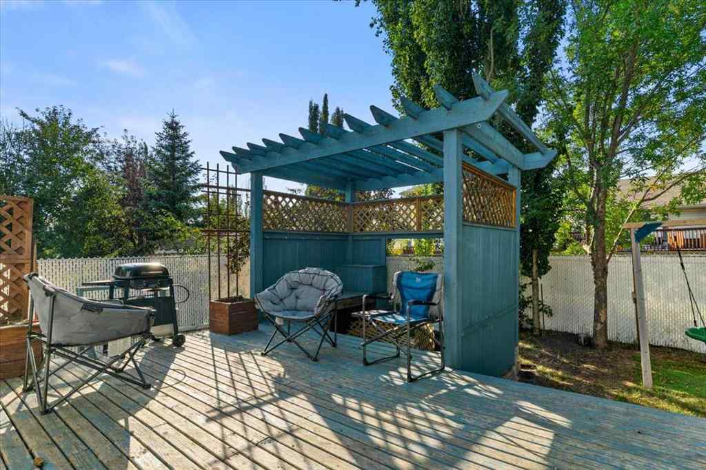 MLS® A2254767 - 10313 74 Avenue  in Mission Heights Grande Prairie, Residential
