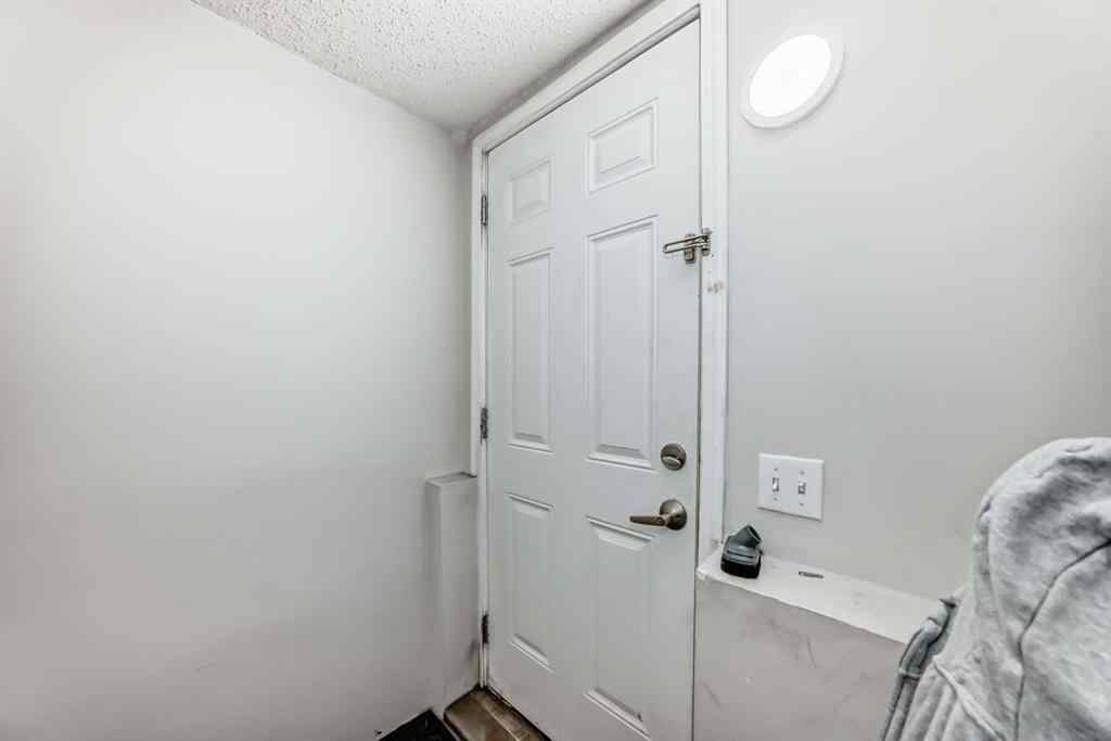 MLS® A2254772 - 9 Saddlecrest Crescent NE in Saddle Ridge Calgary, Residential