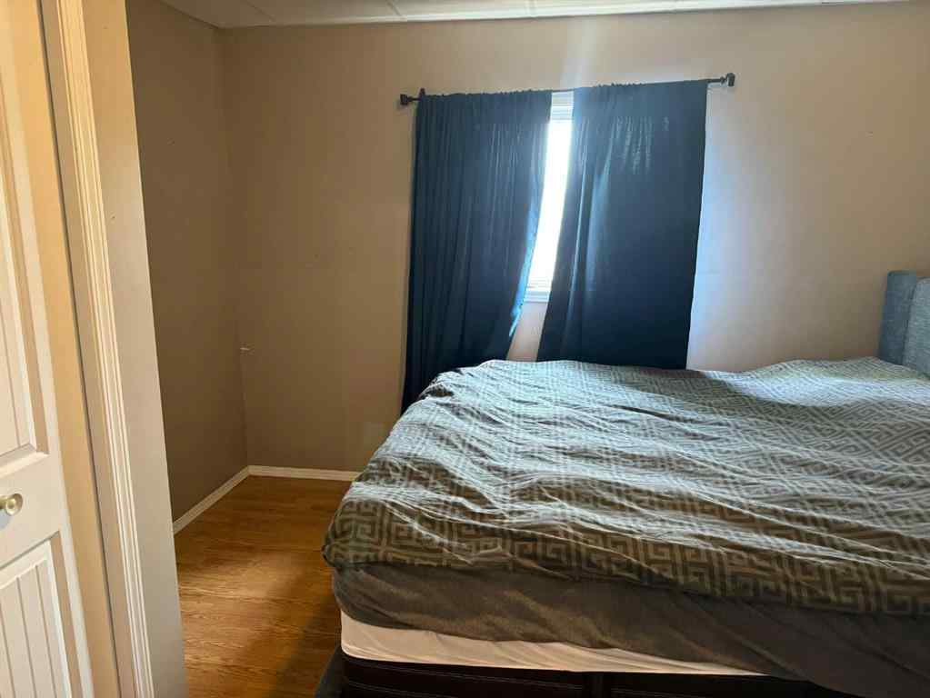 MLS® A2254774 - 10421 89 Street  in Upper West Peace Peace River, Residential