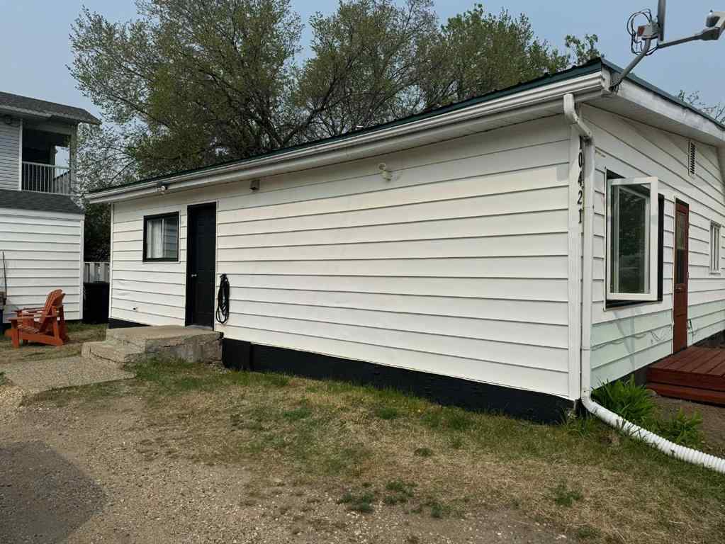 MLS® A2254774 - 10421 89 Street  in Upper West Peace Peace River, Residential