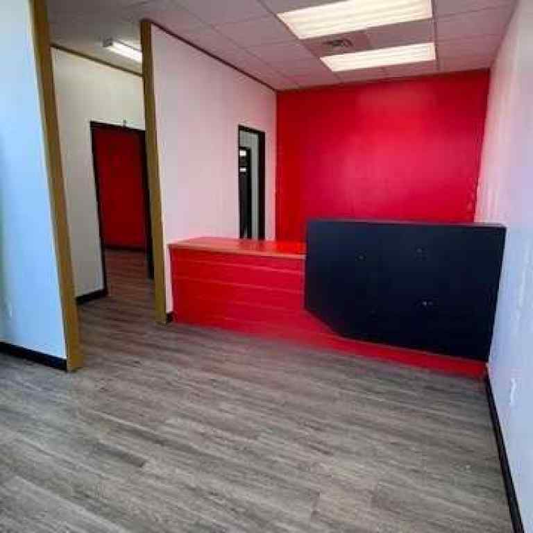 MLS® A2254778 - 1377 22 Street SE in Crestwood-Norwood Medicine Hat, Commercial