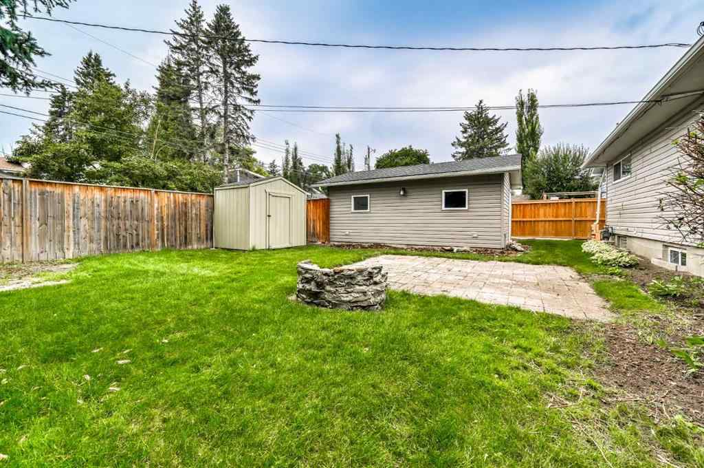 MLS® A2254780 - 8327 11 Street SW in Haysboro Calgary, Residential