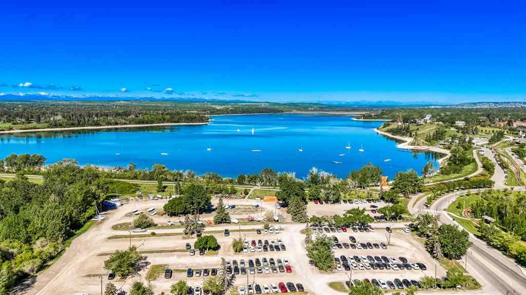MLS® A2254780 - 8327 11 Street SW in Haysboro Calgary, Residential
