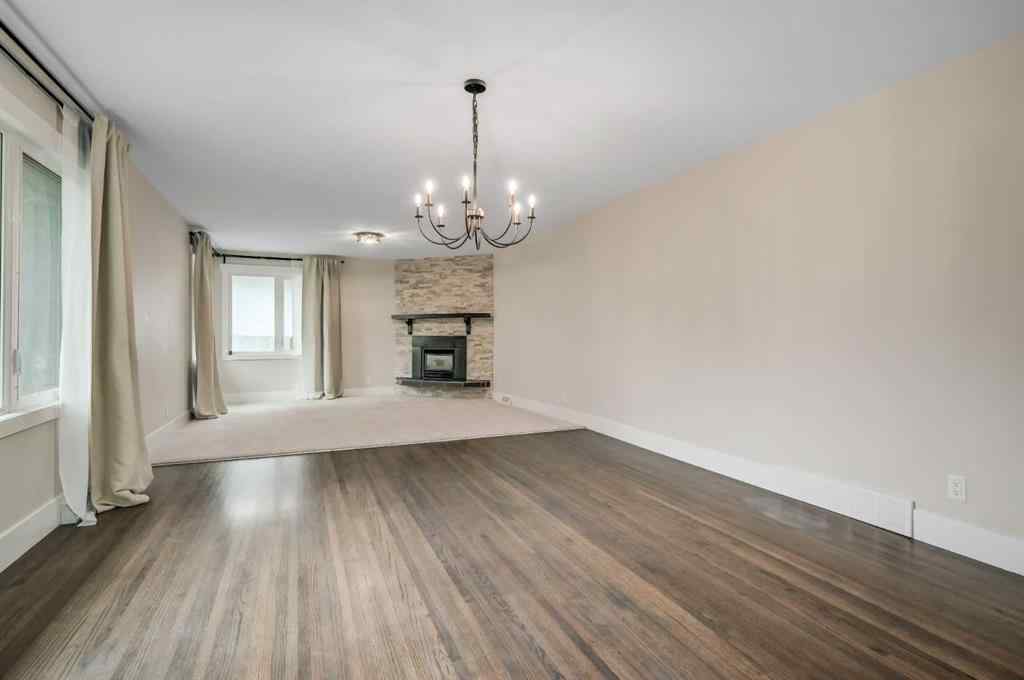 MLS® A2254780 - 8327 11 Street SW in Haysboro Calgary, Residential