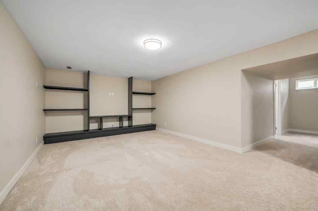 MLS® A2254780 - 8327 11 Street SW in Haysboro Calgary, Residential