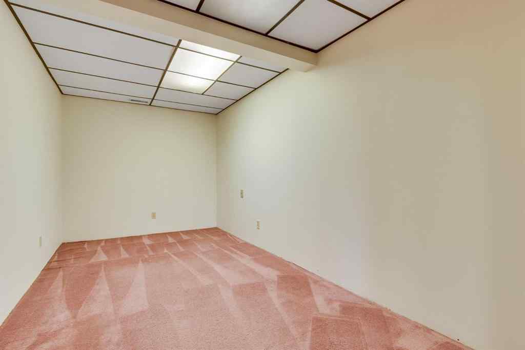 MLS® A2254781 - 12 Deerbrook Bay SE in Deer Run Calgary, Residential