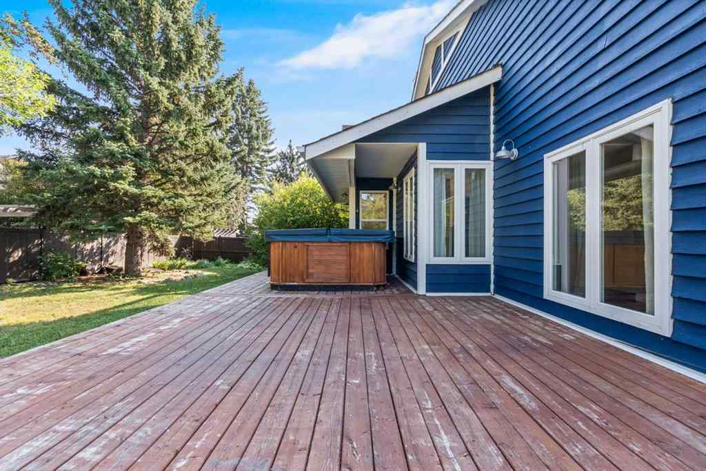 MLS® A2254781 - 12 Deerbrook Bay SE in Deer Run Calgary, Residential