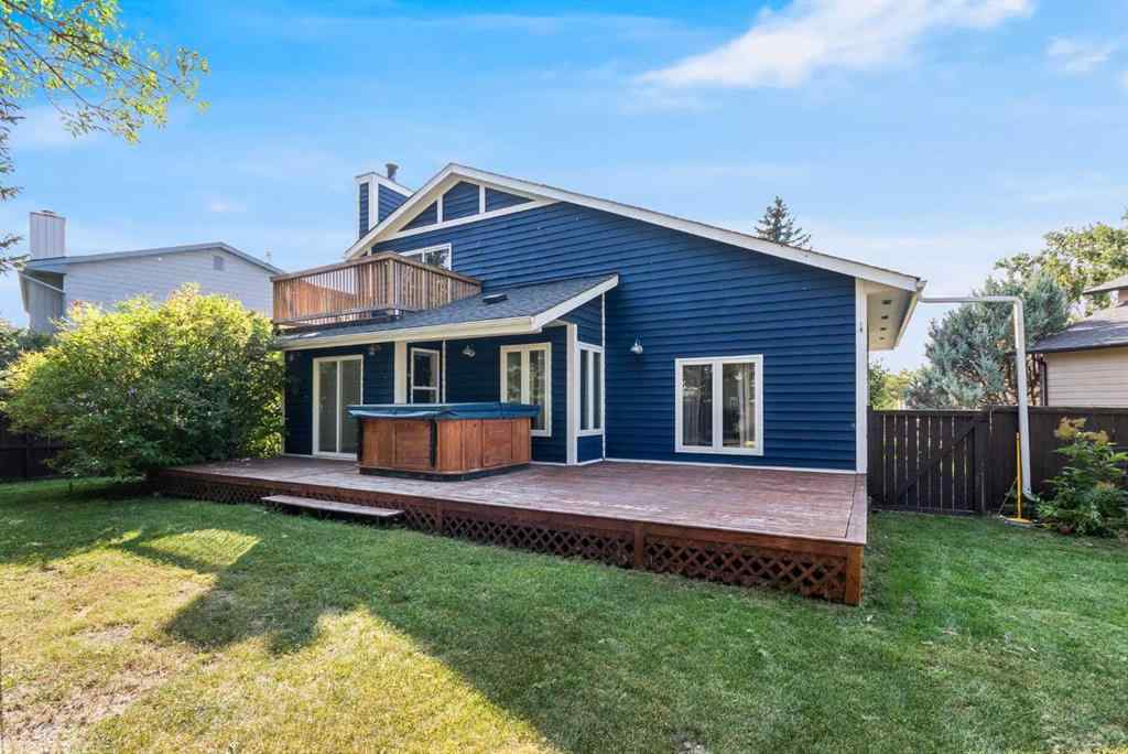 MLS® A2254781 - 12 Deerbrook Bay SE in Deer Run Calgary, Residential