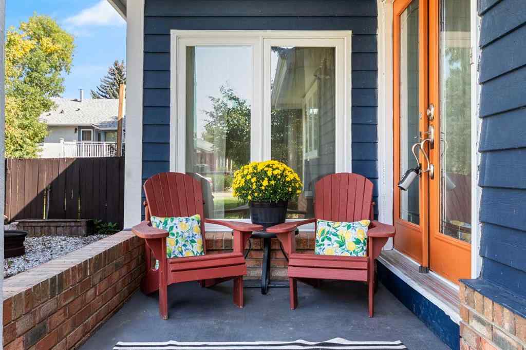 MLS® A2254781 - 12 Deerbrook Bay SE in Deer Run Calgary, Residential