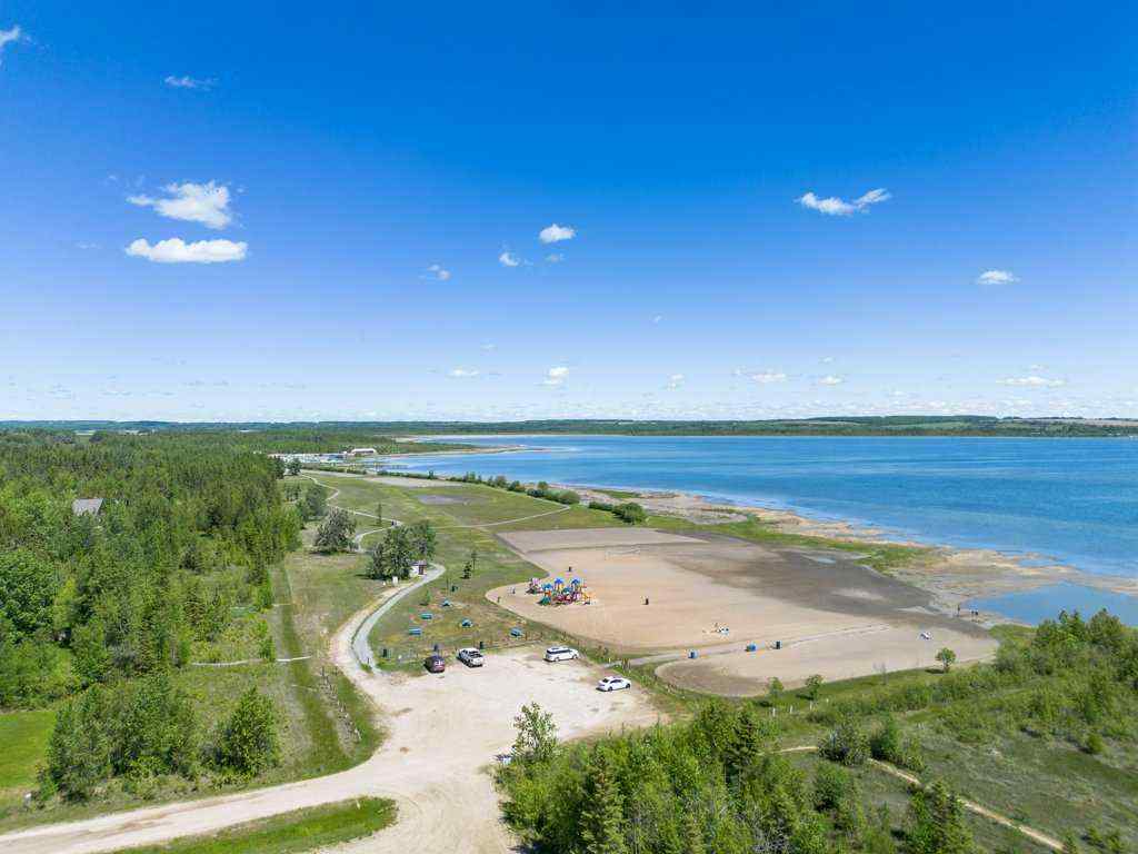 MLS® A2254787 - 50 Sunnyside Crescent  in Sunnyside Rural Ponoka County, Residential
