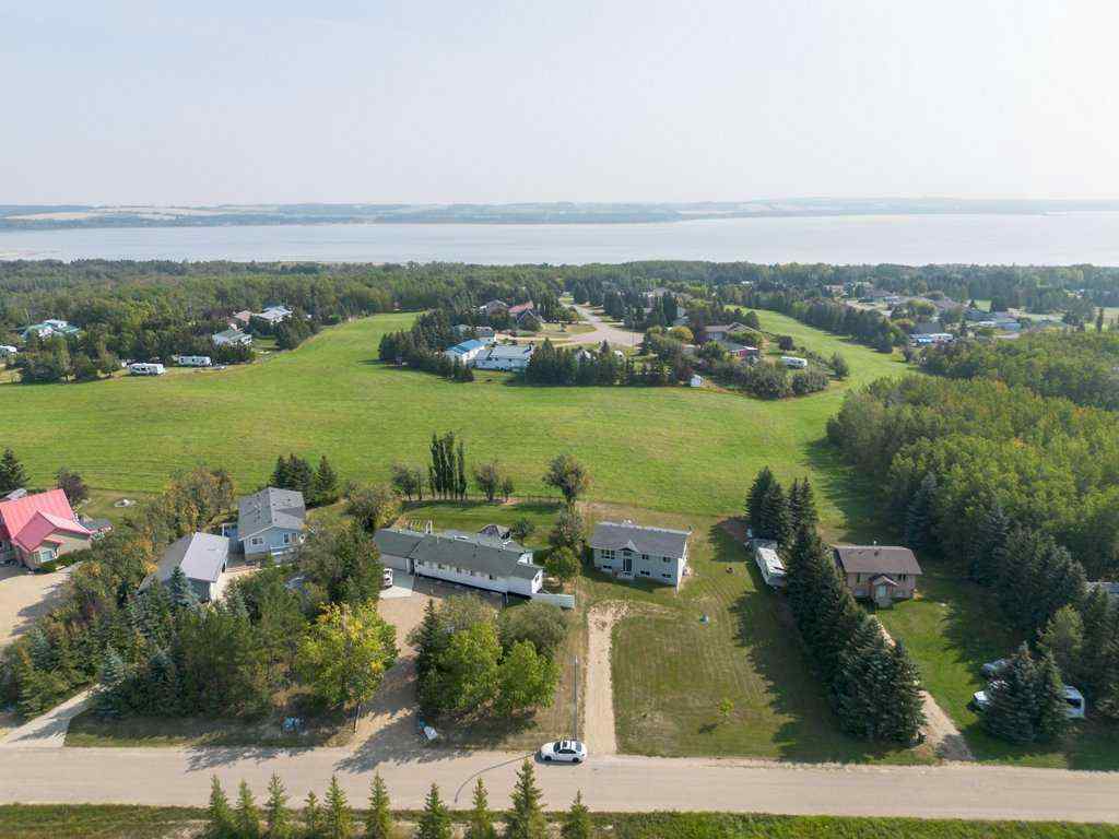 MLS® A2254787 - 50 Sunnyside Crescent  in Sunnyside Rural Ponoka County, Residential