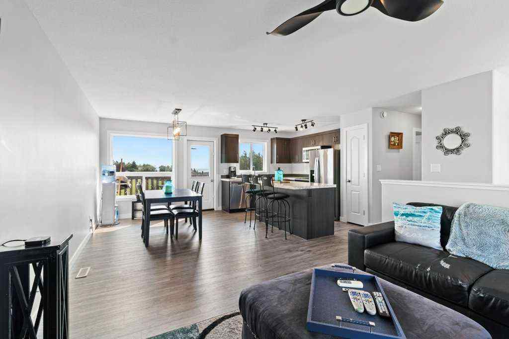 MLS® A2254787 - 50 Sunnyside Crescent  in Sunnyside Rural Ponoka County, Residential