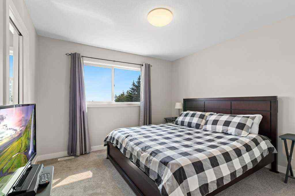 MLS® A2254787 - 50 Sunnyside Crescent  in Sunnyside Rural Ponoka County, Residential