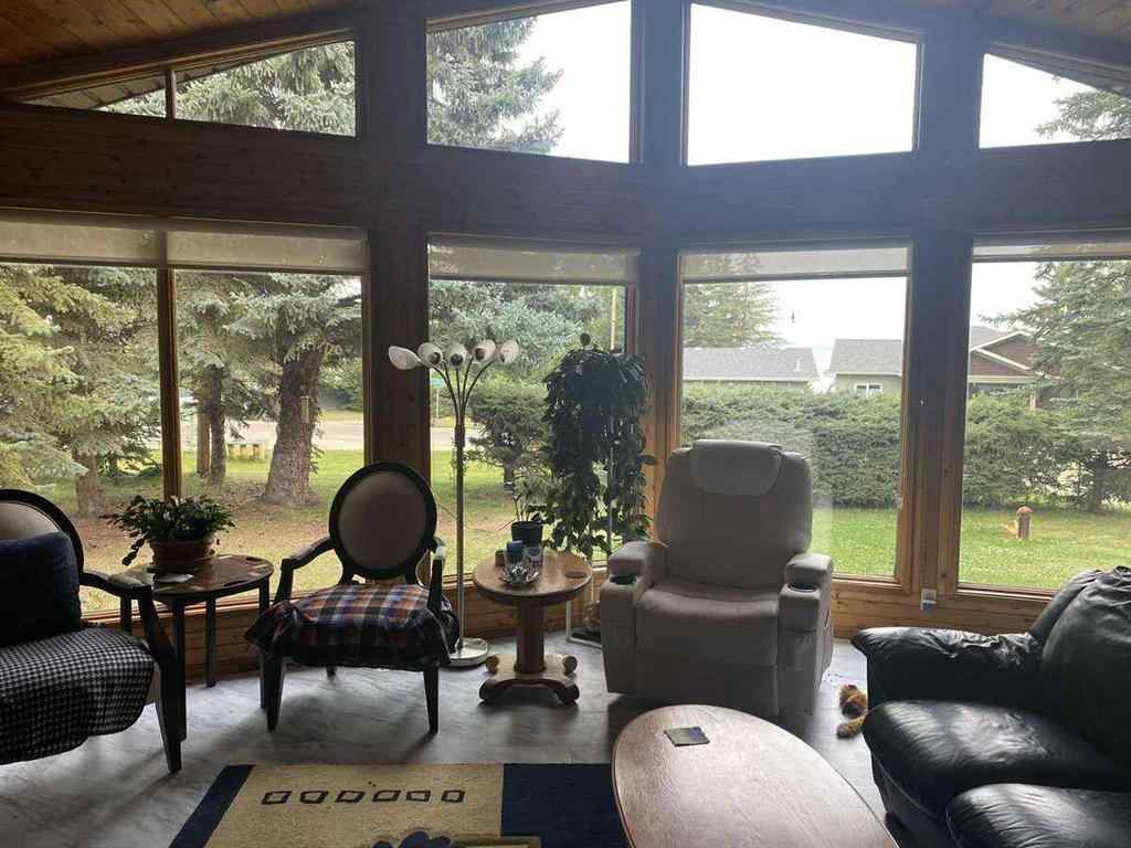MLS® A2254788 - 34 Lakeshore Drive  in NONE Grandview, Residential