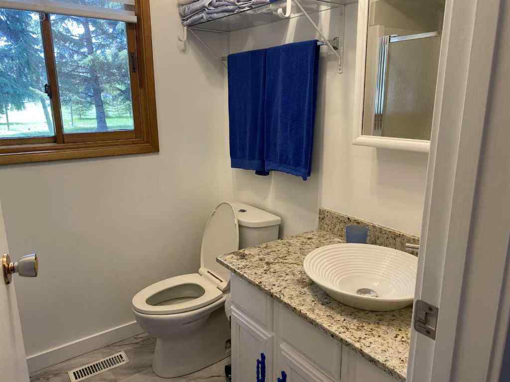 MLS® A2254788 - 34 Lakeshore Drive  in NONE Grandview, Residential