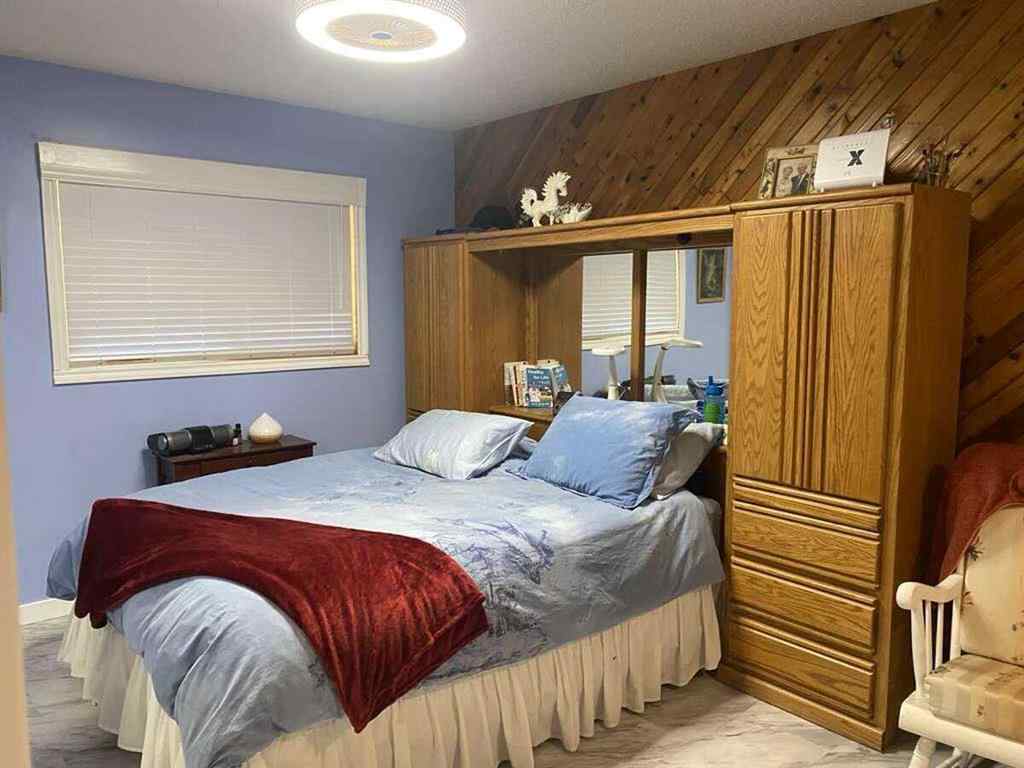 MLS® A2254788 - 34 Lakeshore Drive  in NONE Grandview, Residential