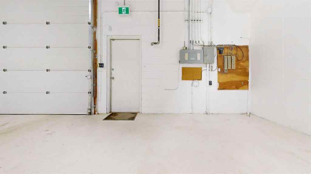 MLS® A2254789 - 3126 2 Avenue N in Anderson Industrial Park Lethbridge, Commercial