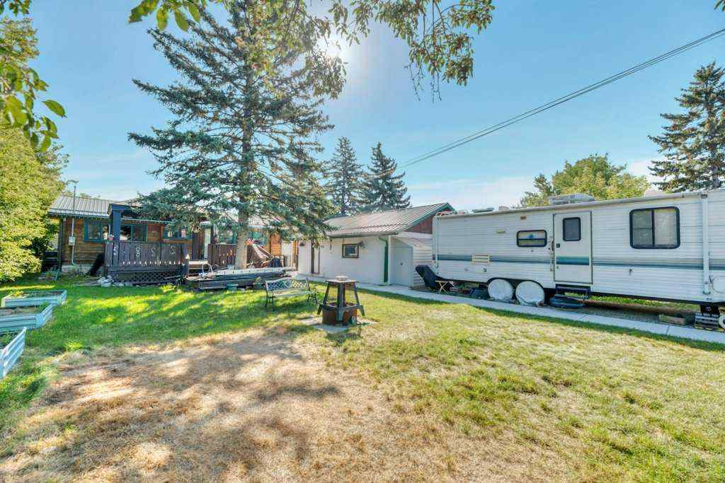 MLS® A2254792 - 7435 23 Street SE in Ogden Calgary, Residential