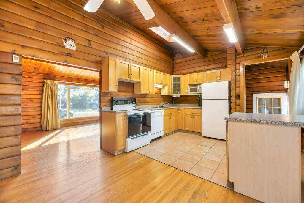 MLS® A2254792 - 7435 23 Street SE in Ogden Calgary, Residential