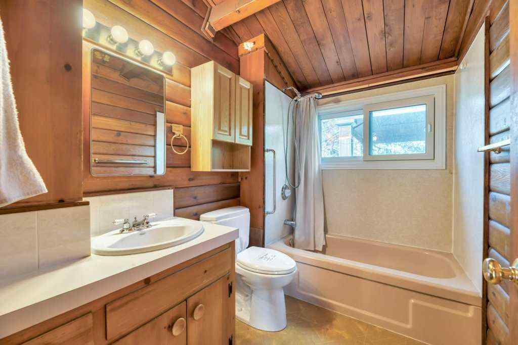 MLS® A2254792 - 7435 23 Street SE in Ogden Calgary, Residential