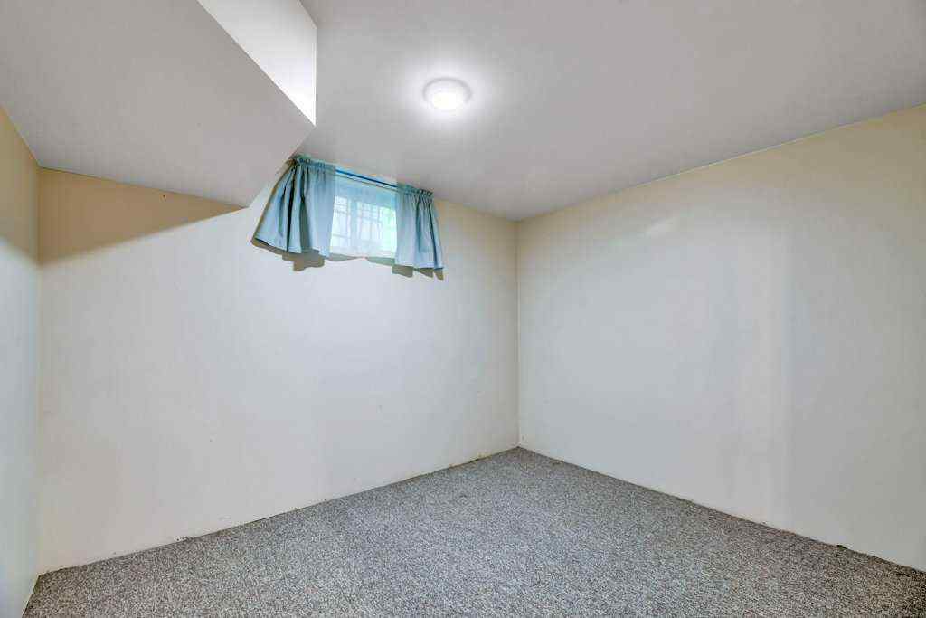 MLS® A2254792 - 7435 23 Street SE in Ogden Calgary, Residential