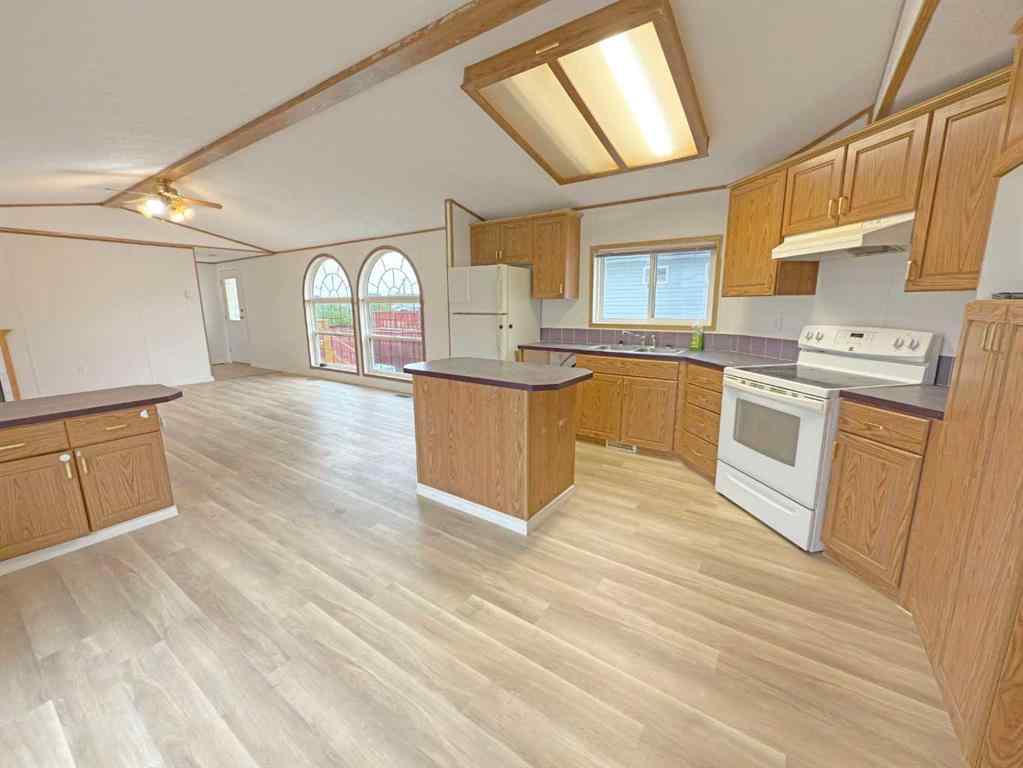 MLS® A2254794 - 5206 52 Avenue  in NONE Valleyview, Residential