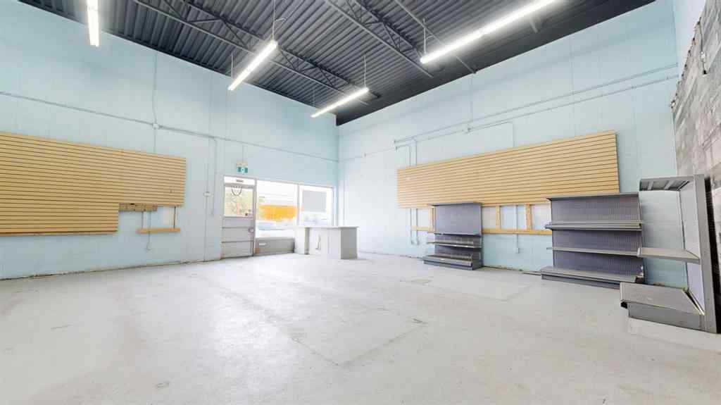 MLS® A2254795 - 3002 2 Avenue N in Anderson Industrial Park Lethbridge, Commercial