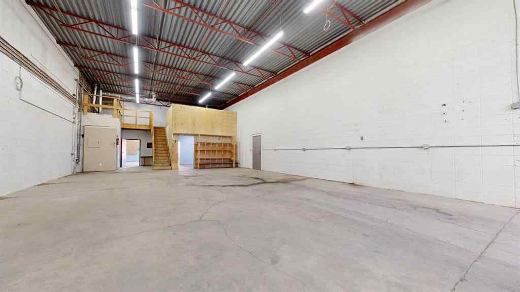 MLS® A2254795 - 3002 2 Avenue N in Anderson Industrial Park Lethbridge, Commercial