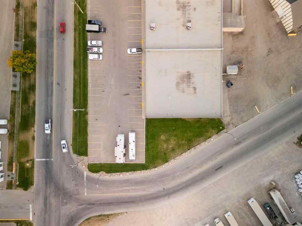 MLS® A2254795 - 3002 2 Avenue N in Anderson Industrial Park Lethbridge, Commercial