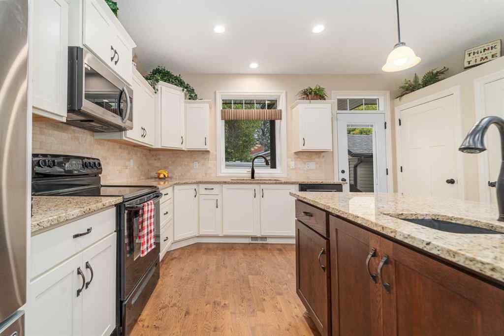 MLS® A2254798 - 240 Corvette Crescent S in Glendale Lethbridge, Residential