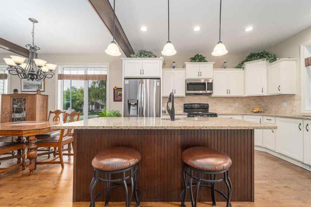 MLS® A2254798 - 240 Corvette Crescent S in Glendale Lethbridge, Residential