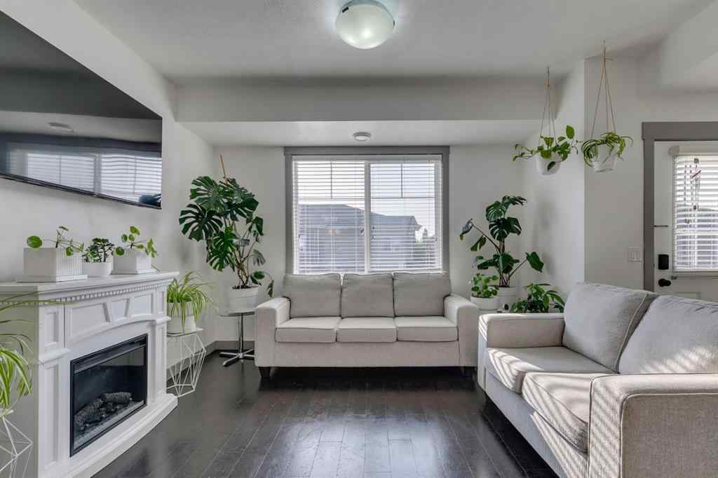 MLS® A2254800 - Unit #2 43 West Coach Manor SW in West Springs Calgary, Residential