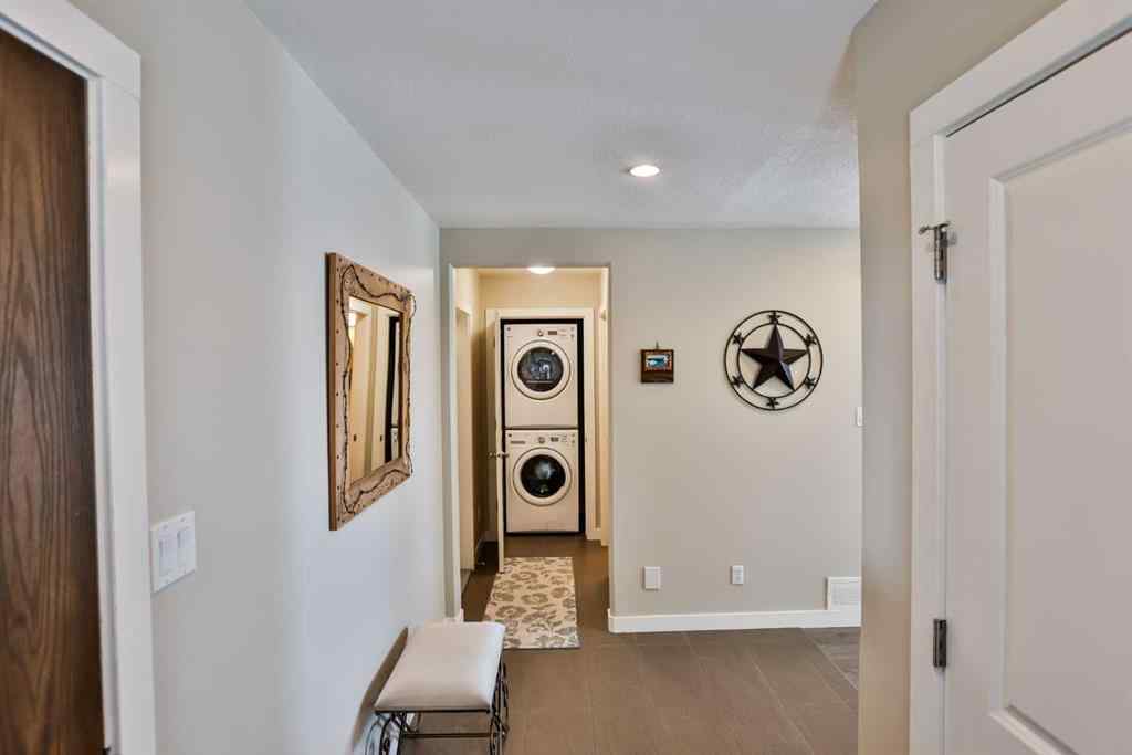 MLS® A2254804 - 386 Mt Sundance Landing W in Sunridge Lethbridge, Residential