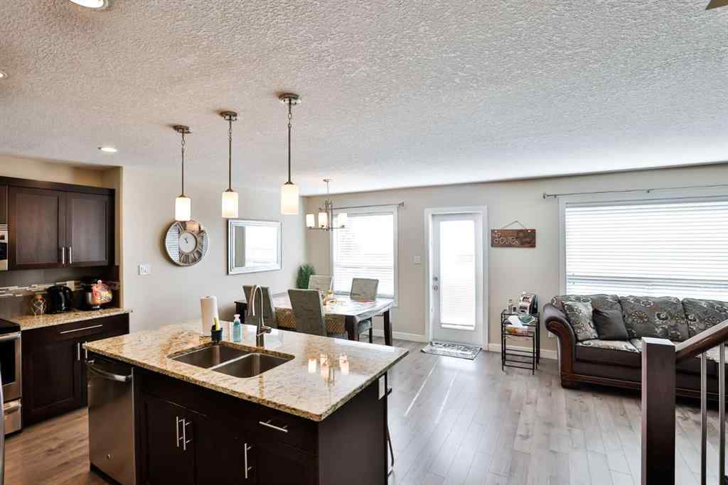 MLS® A2254804 - 386 Mt Sundance Landing W in Sunridge Lethbridge, Residential