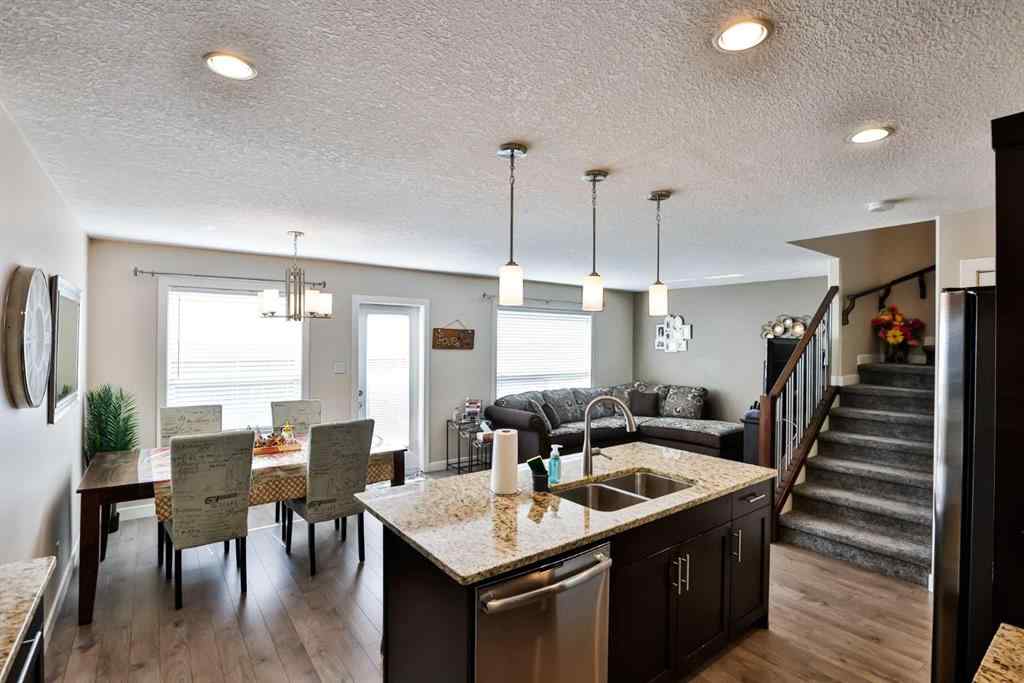 MLS® A2254804 - 386 Mt Sundance Landing W in Sunridge Lethbridge, Residential