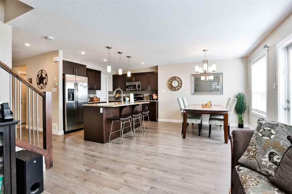 MLS® A2254804 - 386 Mt Sundance Landing W in Sunridge Lethbridge, Residential