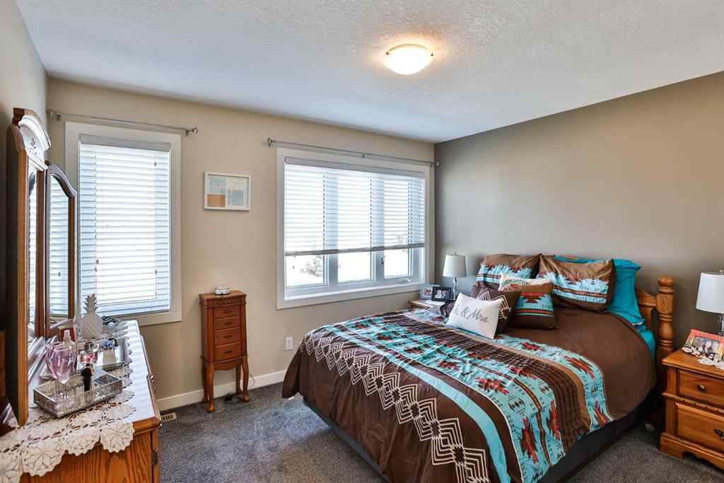 MLS® A2254804 - 386 Mt Sundance Landing W in Sunridge Lethbridge, Residential