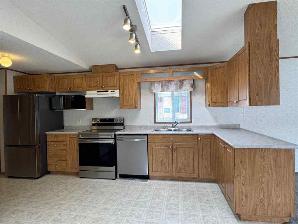 MLS® A2254808 - 10828 96 Street  in NONE Clairmont, Residential
