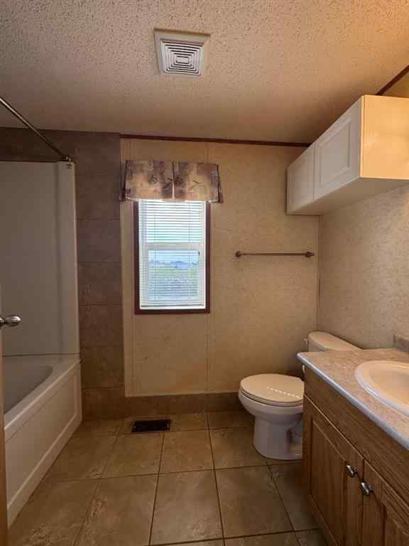 MLS® A2254808 - 10828 96 Street  in NONE Clairmont, Residential