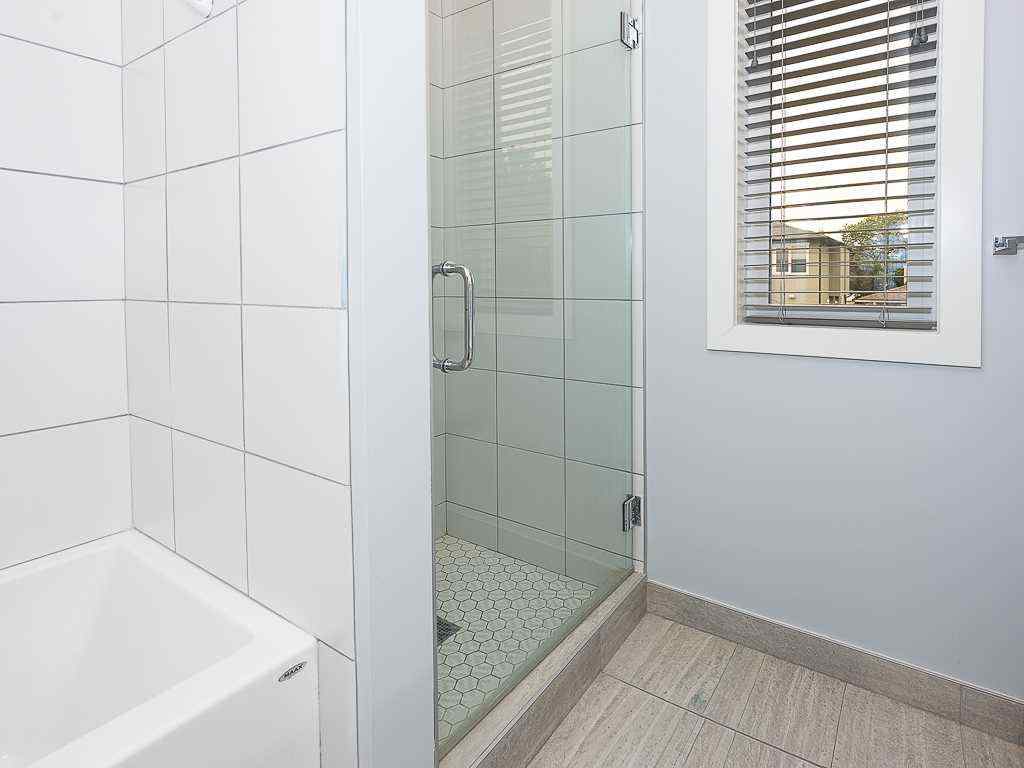 MLS® A2254810 - Unit #206 1616 24 Avenue NW in Capitol Hill Calgary, Residential