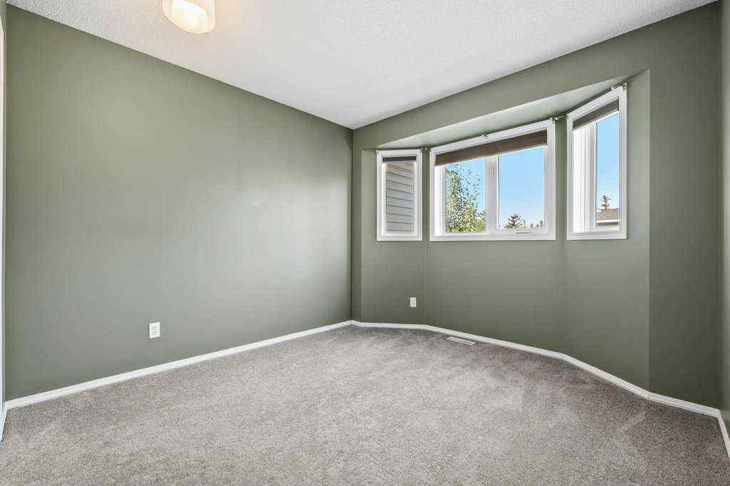 MLS® A2254812 - 248 Regal Park NE in Renfrew Calgary, Residential