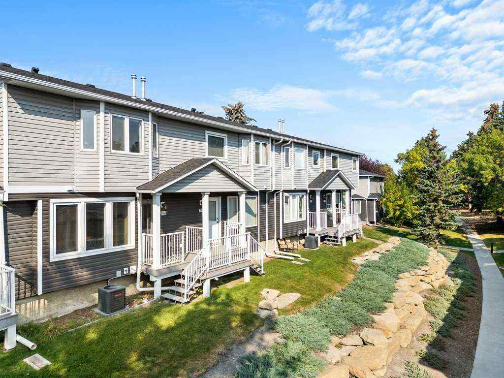 MLS® A2254812 - 248 Regal Park NE in Renfrew Calgary, Residential