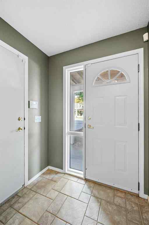 MLS® A2254812 - 248 Regal Park NE in Renfrew Calgary, Residential