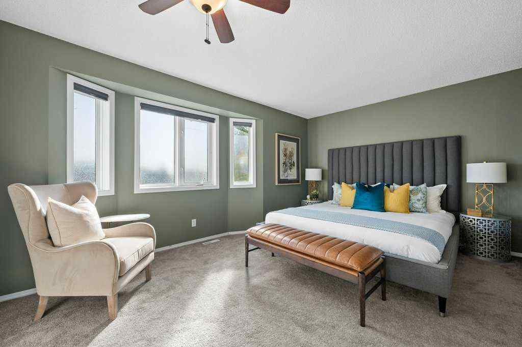 MLS® A2254812 - 248 Regal Park NE in Renfrew Calgary, Residential