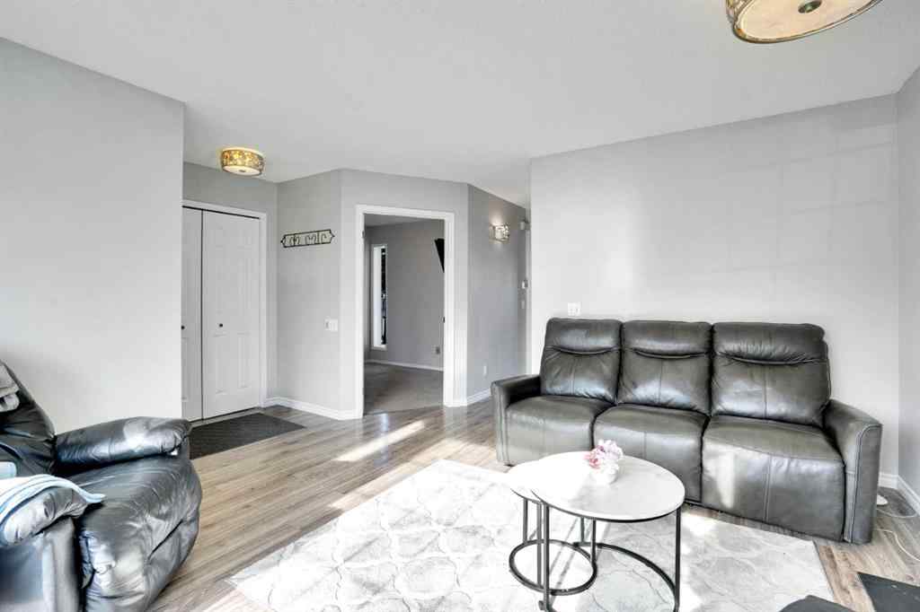 MLS® A2254815 - 8 Woodside Circle NW in Woodside Airdrie, Residential