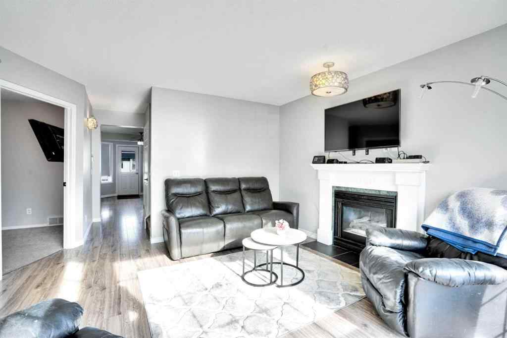 MLS® A2254815 - 8 Woodside Circle NW in Woodside Airdrie, Residential