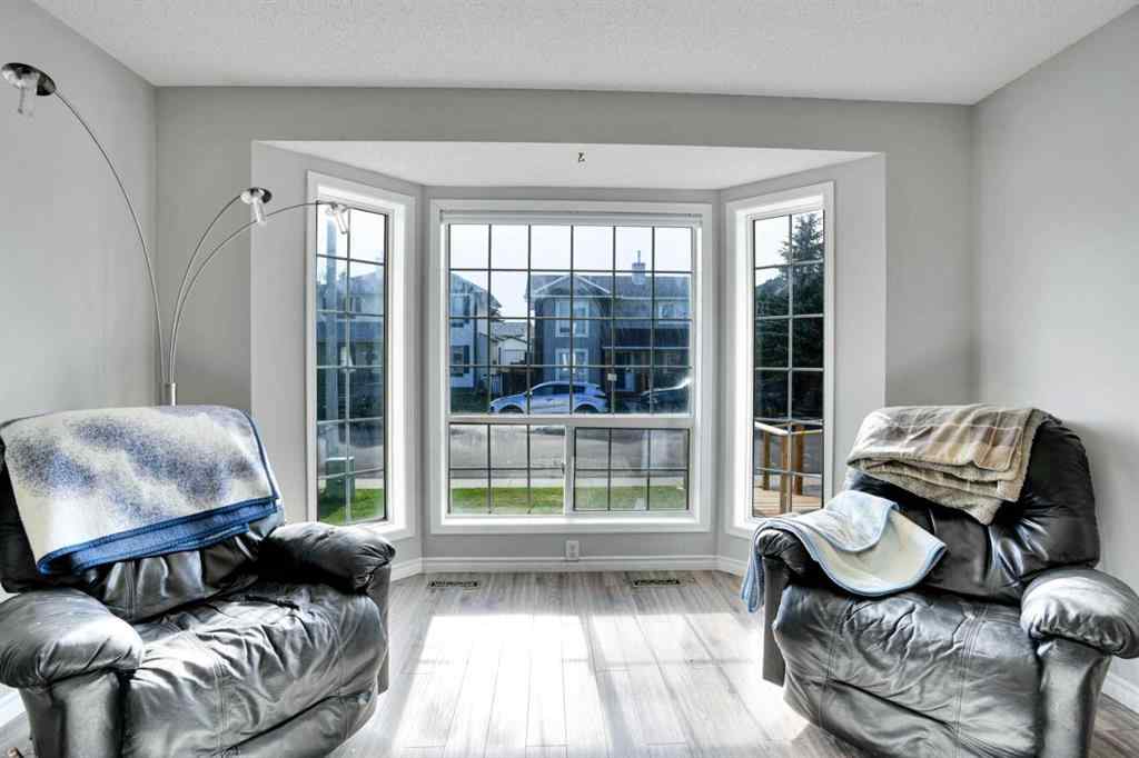 MLS® A2254815 - 8 Woodside Circle NW in Woodside Airdrie, Residential